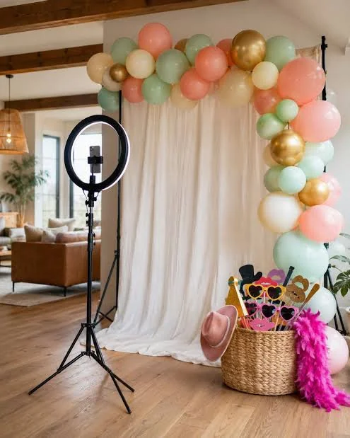 Cabin decorated with balloons for a special occasion