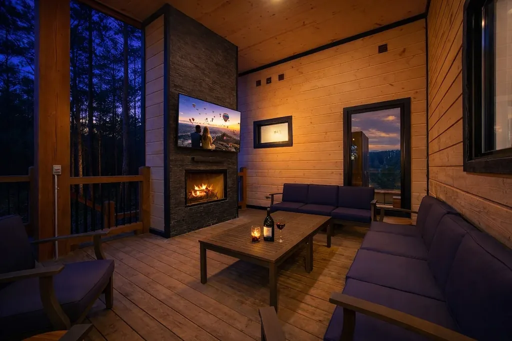 Living Room at The Arcadia in Broken Bow (view 9)