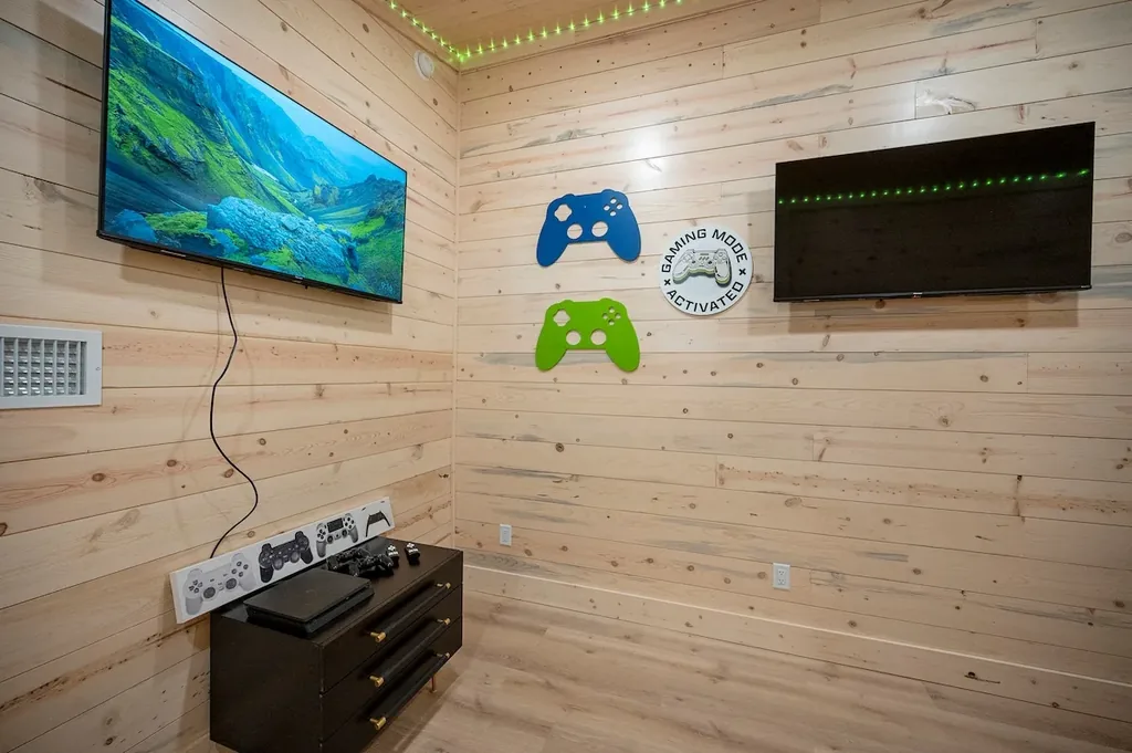 Game Room 2 at The Arcadia in Broken Bow (view 3)