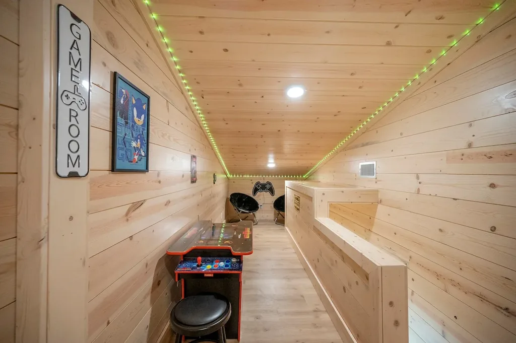 Game Room 2 at The Arcadia in Broken Bow (view 7)