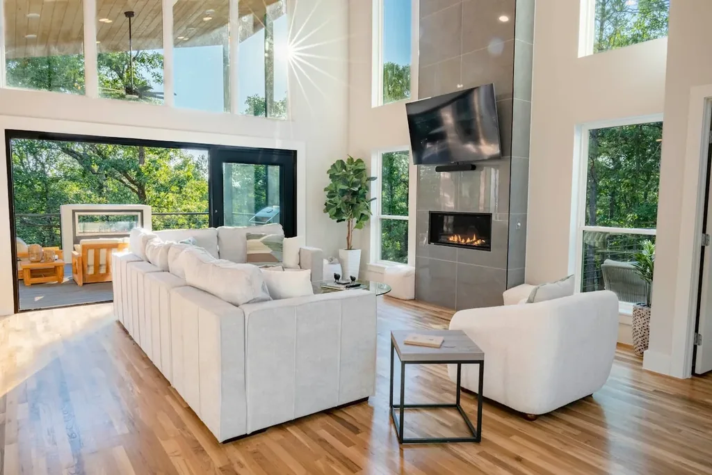 Living room at The Aroha — photo 14