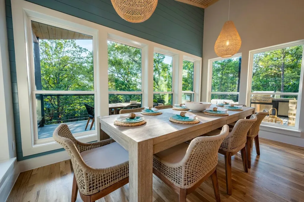 Dining area at The Aroha — photo 4