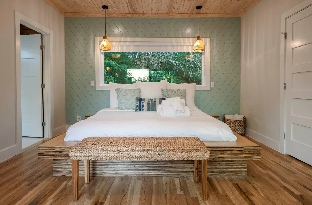 King Suite 2 at The Aroha in Broken Bow — view 1