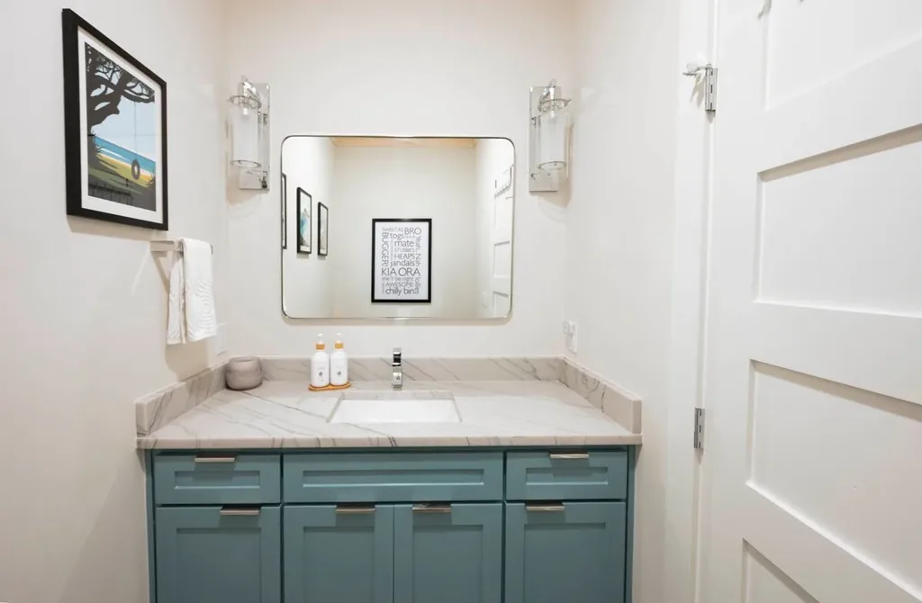 Half Bathroom at The Aroha in Broken Bow — view 1