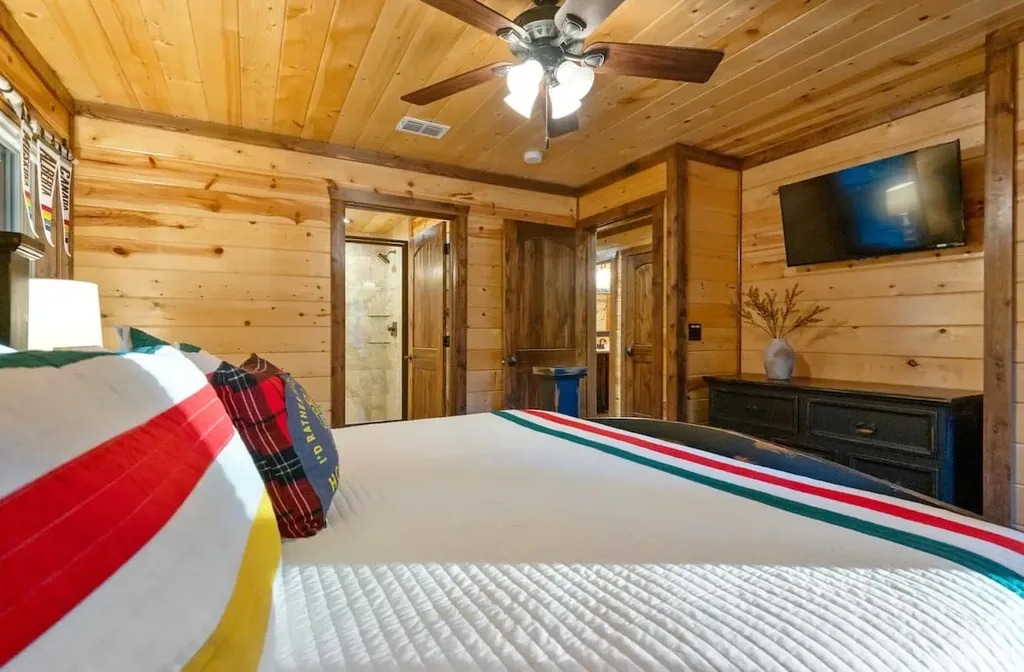 Alternate view of main-floor king bedroom 1 at Cami's Campout