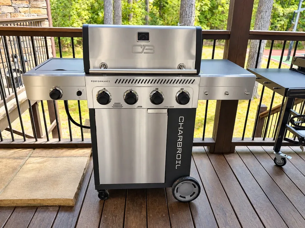 Private barbecue grill at Cami's Campout