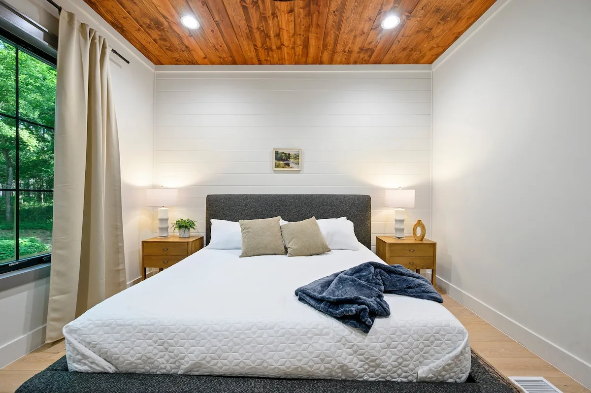 Main-floor king suite at Clearwater with a private bathroom