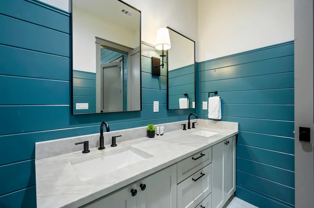 Full bathroom 6 vanity at Clearwater in Broken Bow