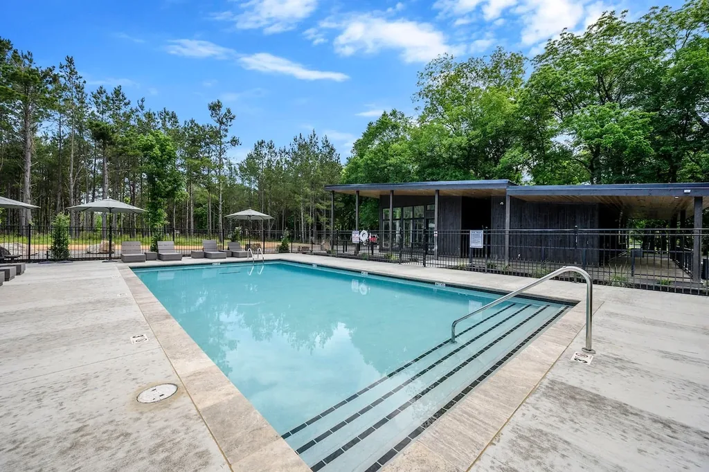 Private pool river view at Clearwater in Broken Bow