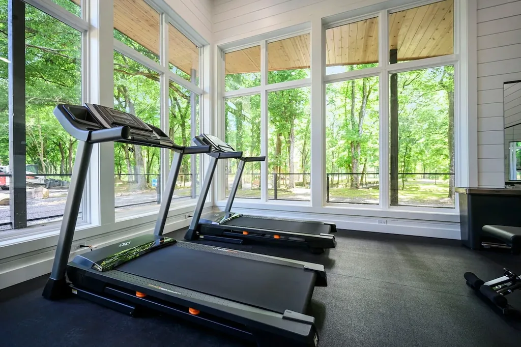 Shared resort gym available to Clearwater guests