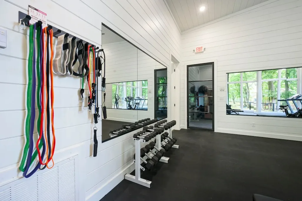 Shared resort gym resistance bands available to Clearwater guests