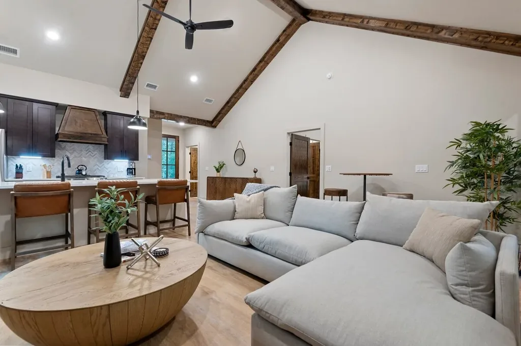 Living room sectional at DOLCE FAR NIENT in Broken Bow