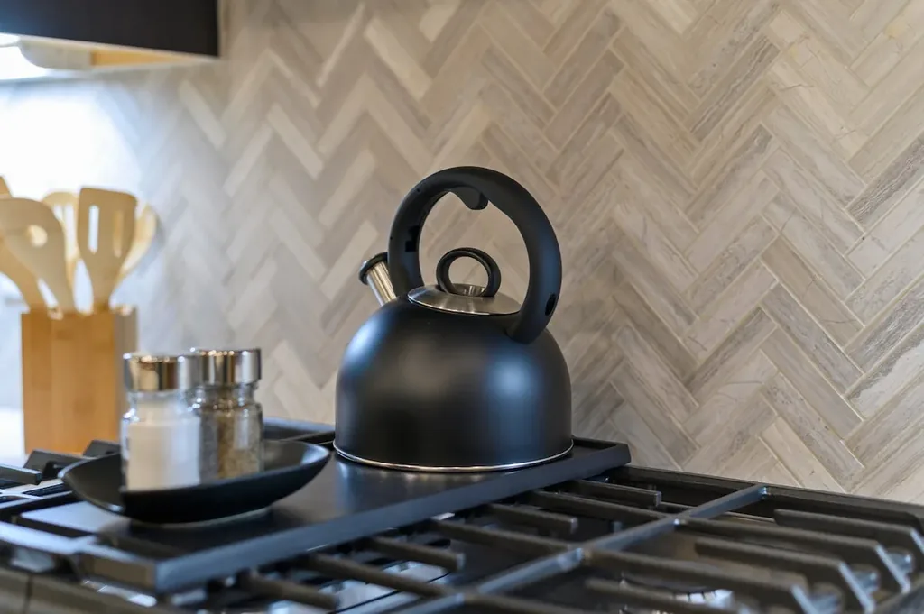 Kitchen tea kettle at DOLCE FAR NIENT in Broken Bow
