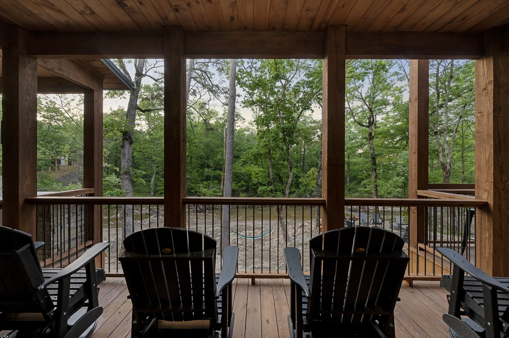 King suite with private ensuite bathroom at Dreams & Streams
