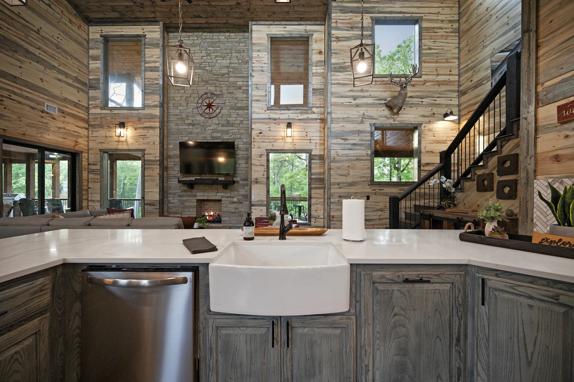 Entryway at Dreams & Streams luxury cabin