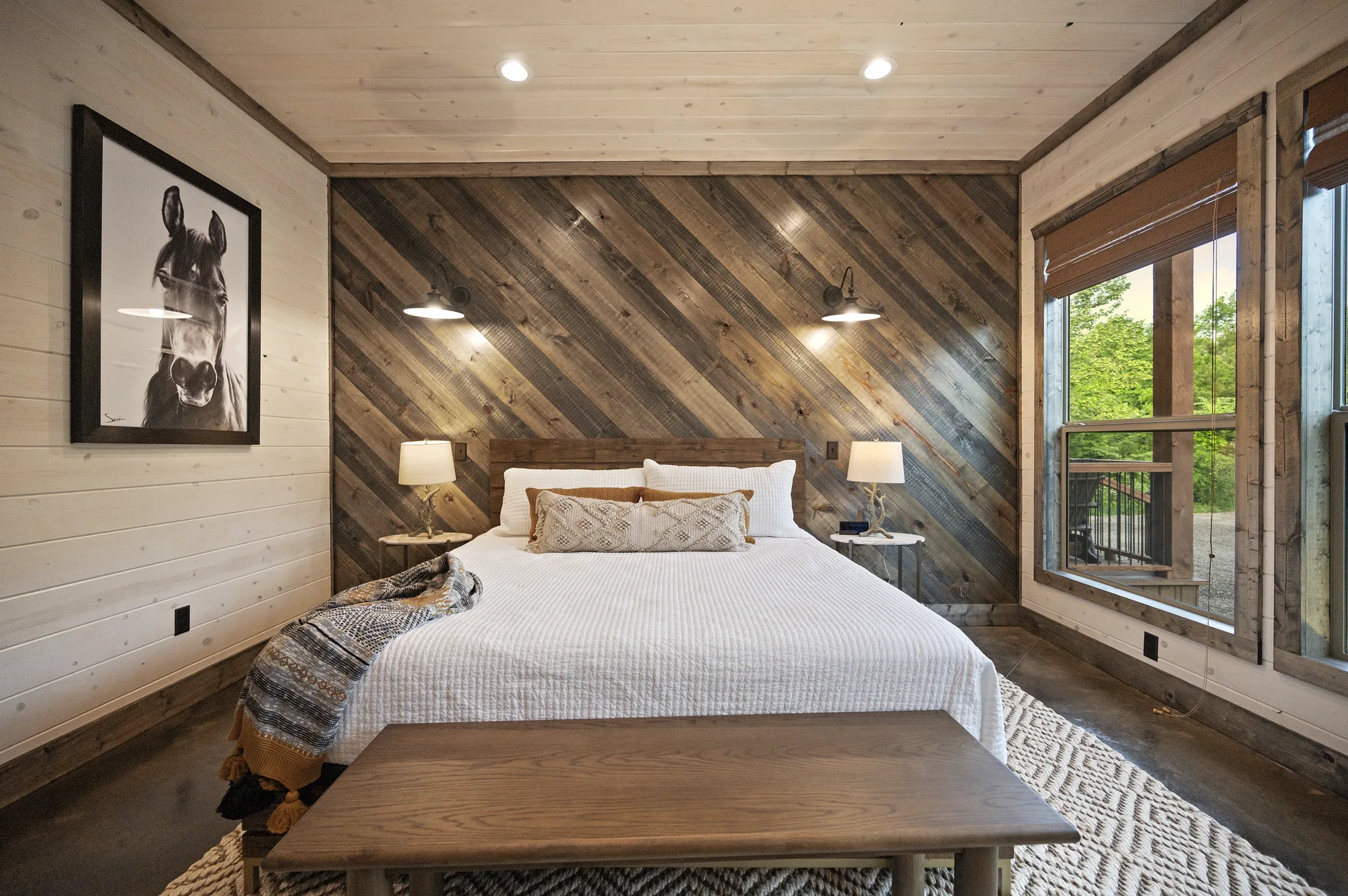 Walk-in shower at Dreams & Streams