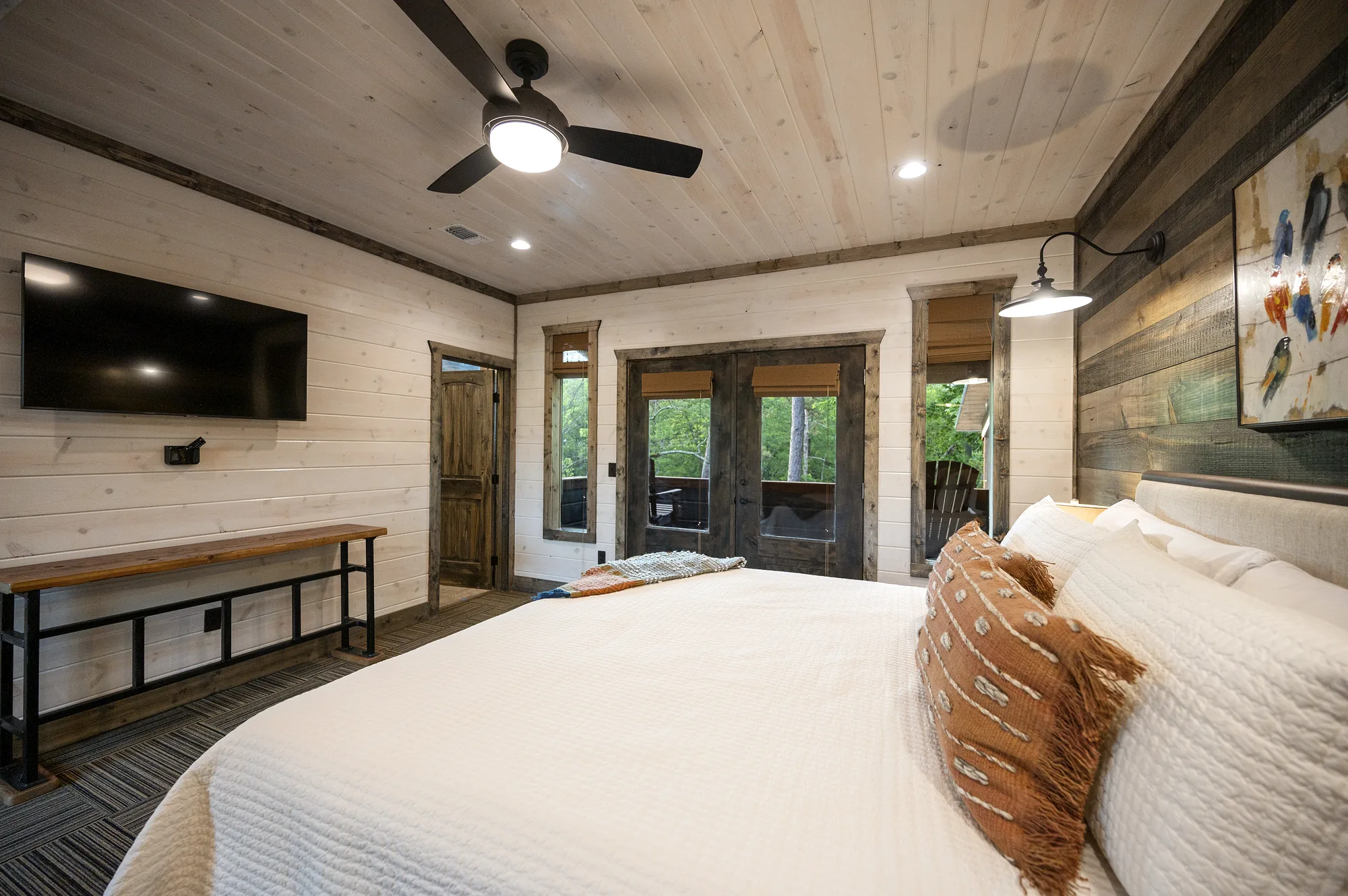 Cozy bunk bed setup at Dreams & Streams