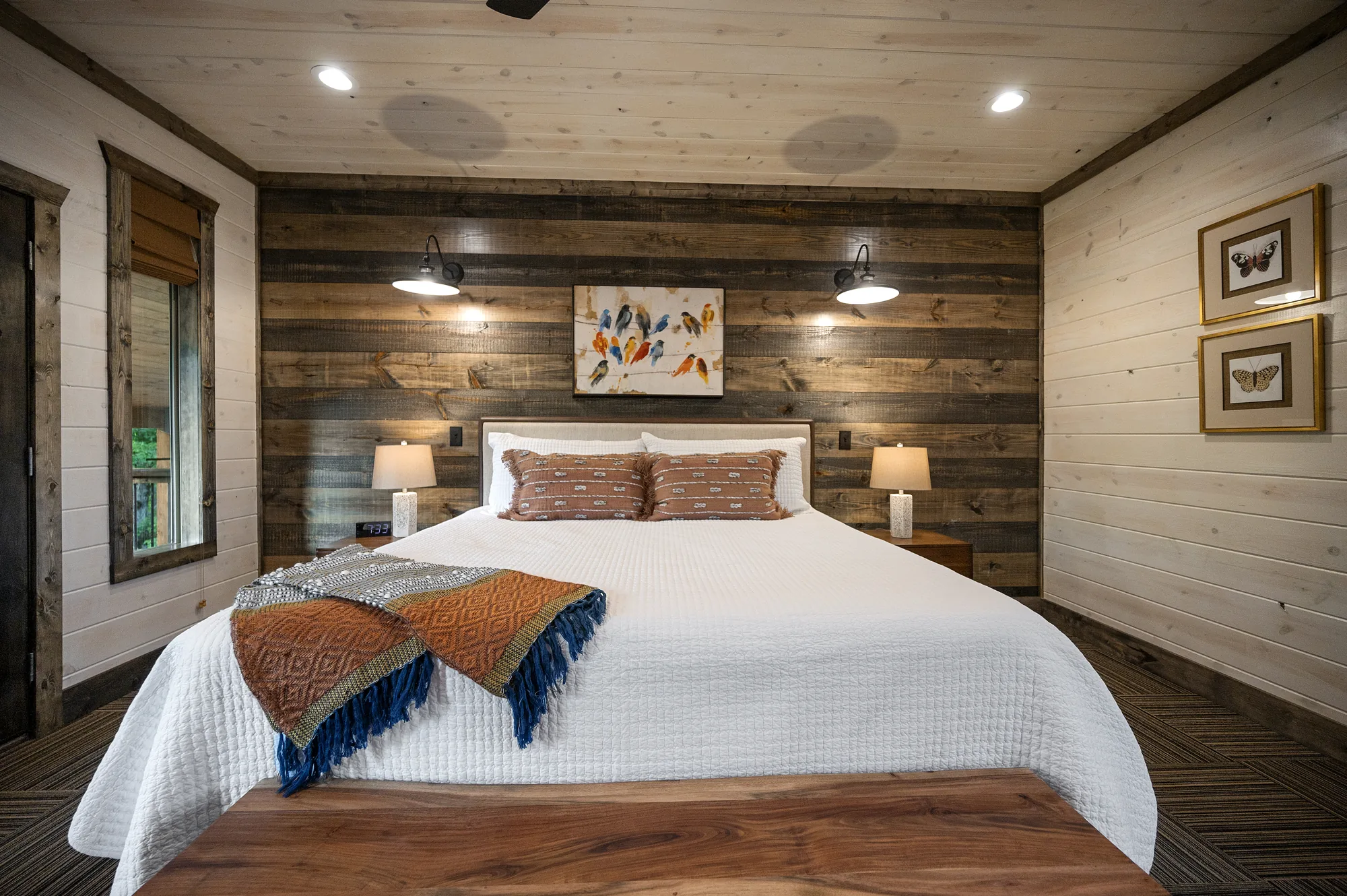 King suite 4 at Dreams & Streams with a king bed