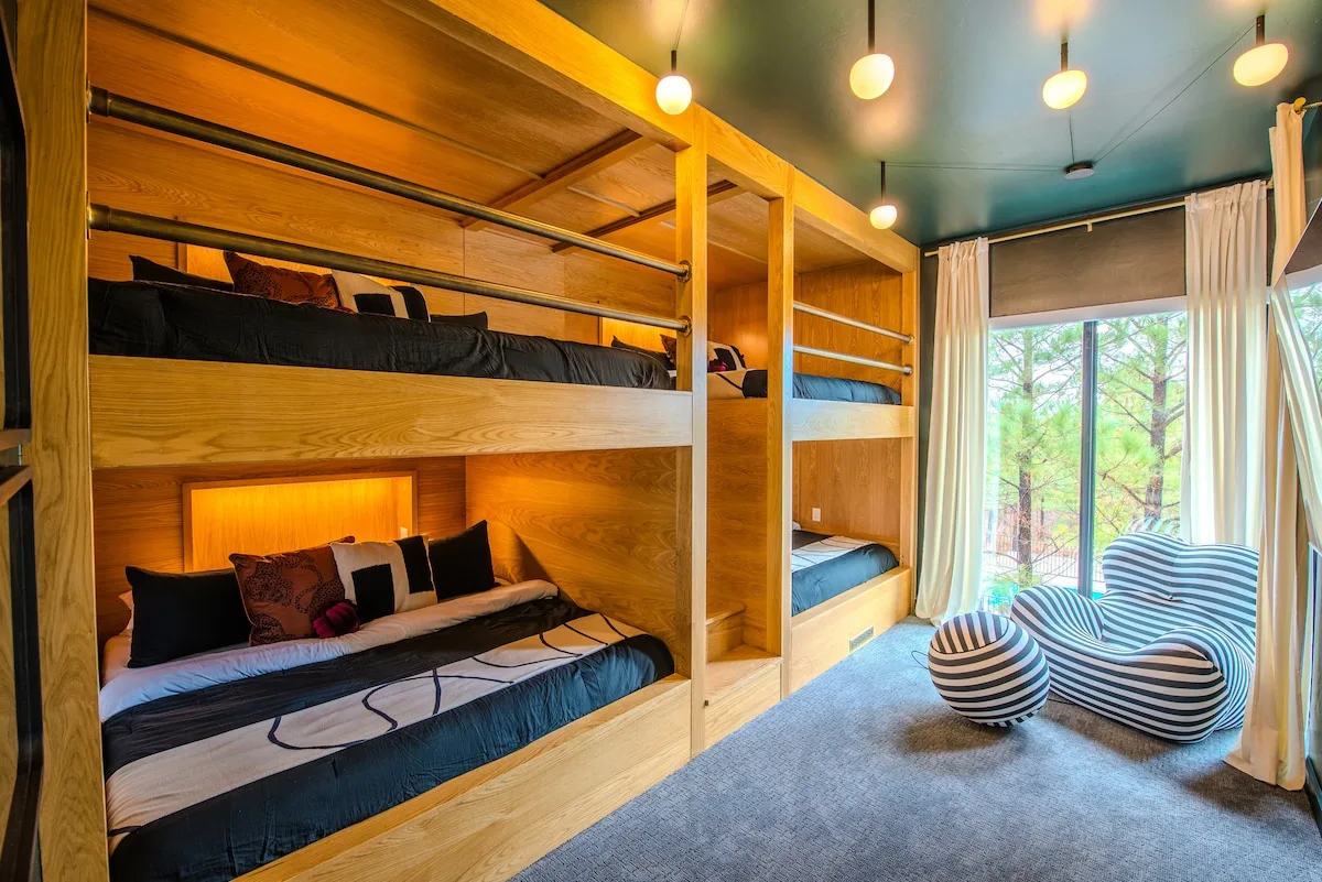 Four-king bunk room at The Jade within Imperial Jade