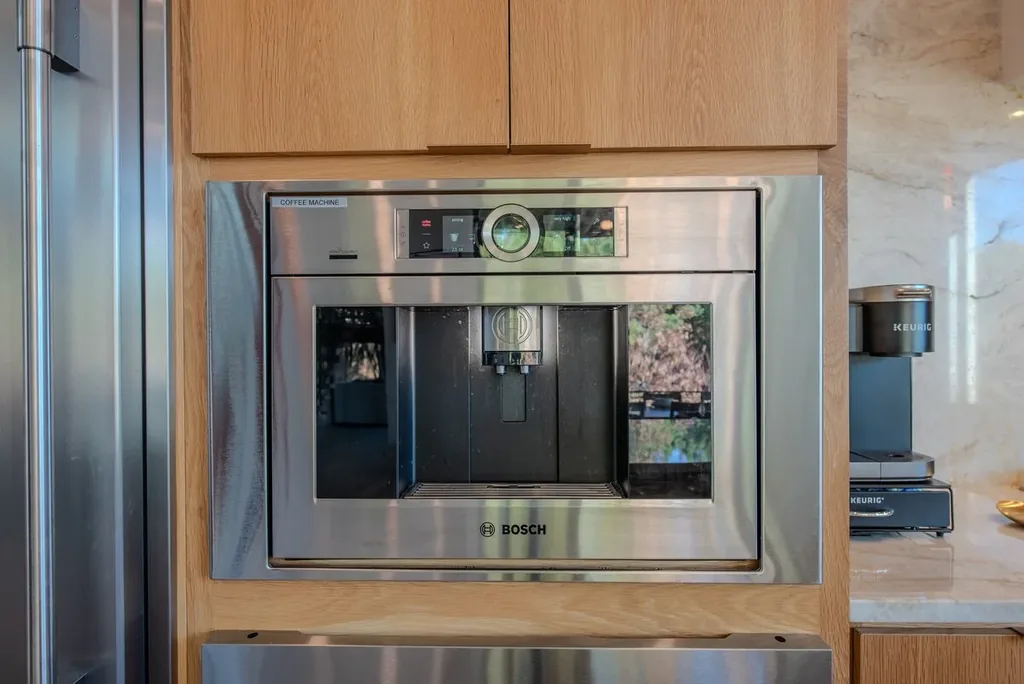 The Jade / Architectural Marvel — Full kitchen image 8