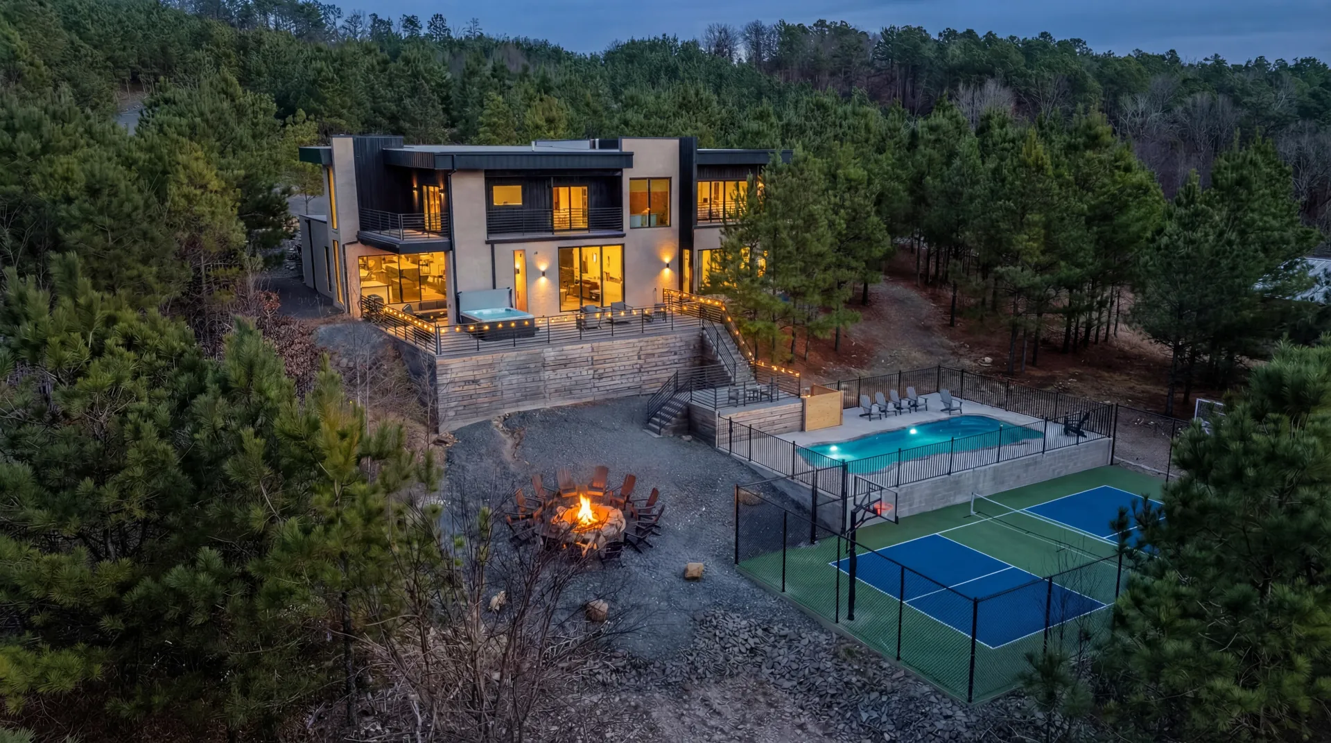 The Jade luxury Broken Bow cabin with private heated pool and sport courts