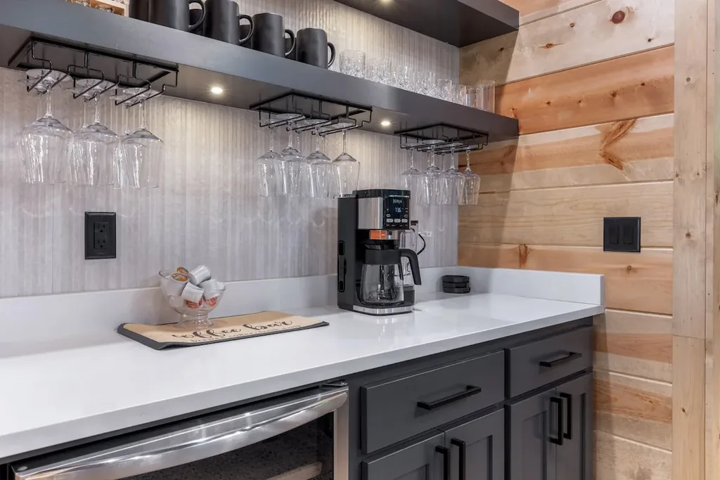 LivNLove / Grandiose — Full kitchen image 8