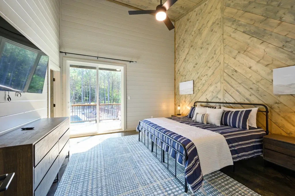 Miko Chukka — Bedroom 6 image 1