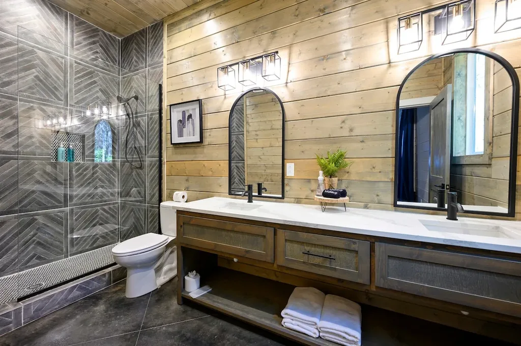 Miko Chukka — Full bathroom 5 image 2