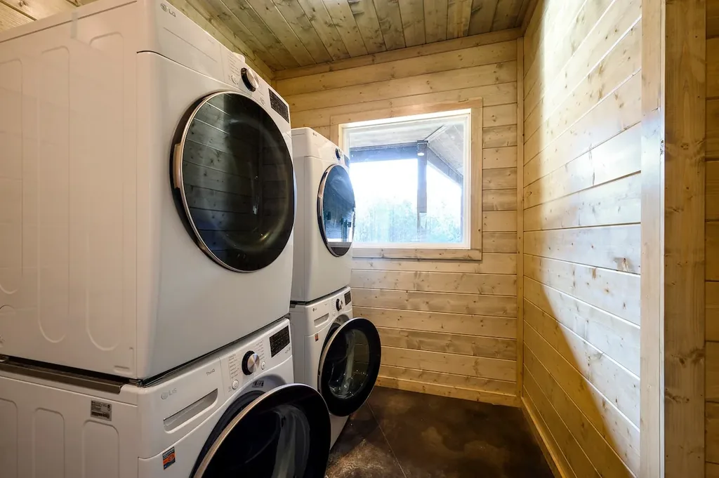 Miko Chukka — Laundry area image 1