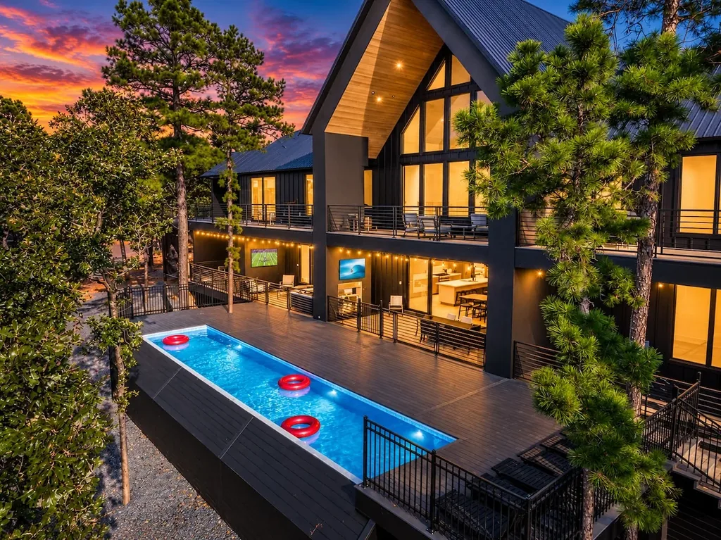 Sanctuary at the Summit — Swim at sunset in your own private pool, steps from the living room and surrounded by tall pines.