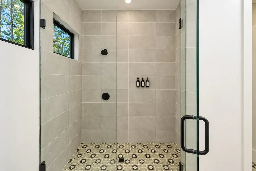 Sanctuary at the Summit — Full bathroom 2 image 2